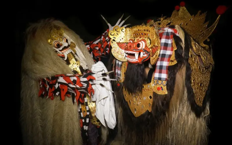 Berita_252105080530_mengenal-rangda-tokoh-magis-dengan-sejarah-panjang-di-bali